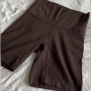 Aritzia biker shorts